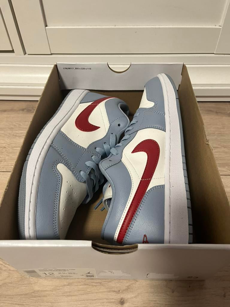 Nieuwe Nike Air Jordan 1 Low “Blue Whisper”, Blauw, Nieuw, Ophalen of Verzenden, Sneakers of Gympen