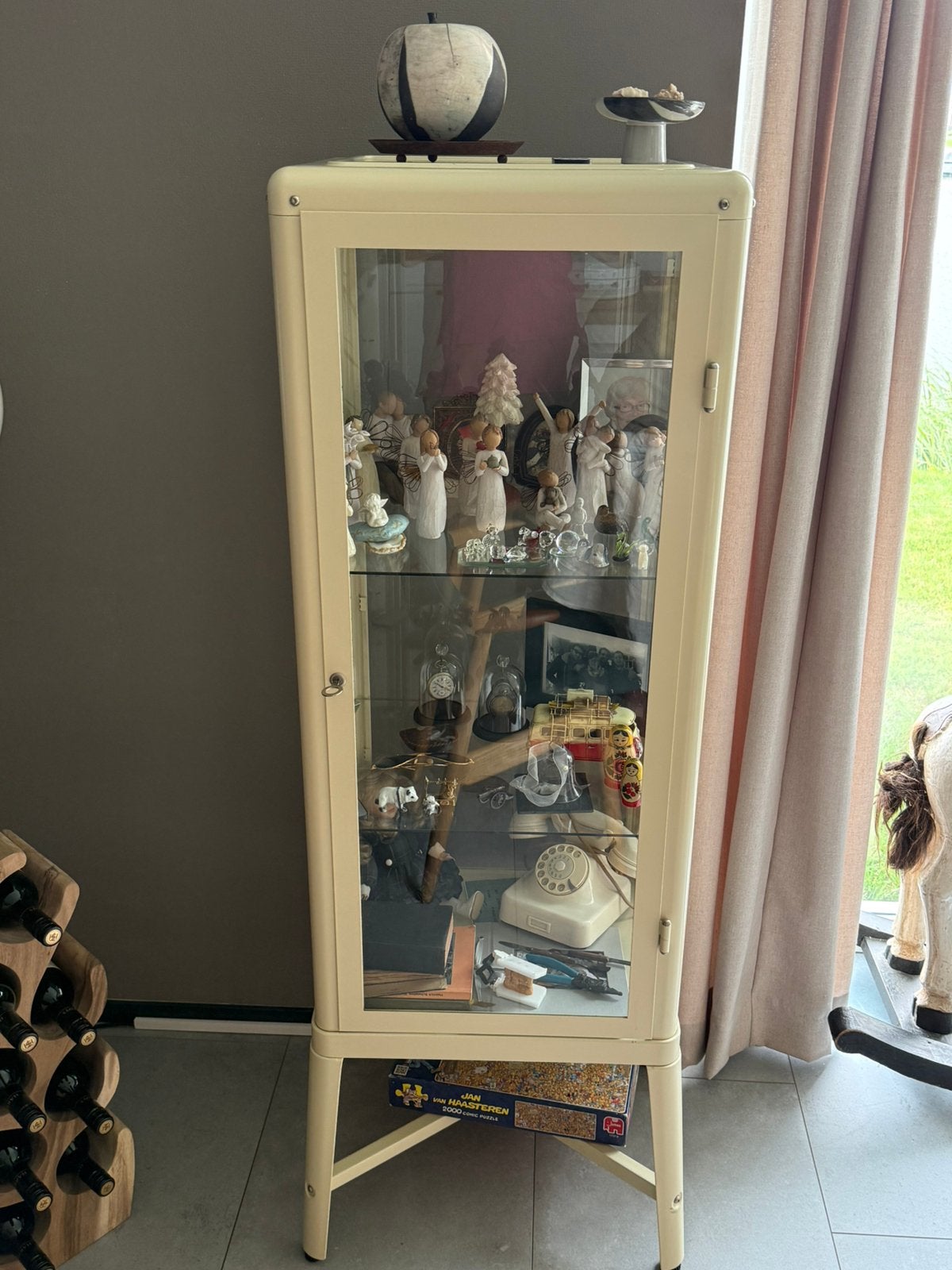 Ikea vitrinekast, Huis en Inrichting, Gebruikt, 100 tot 150 cm, Metaal, In