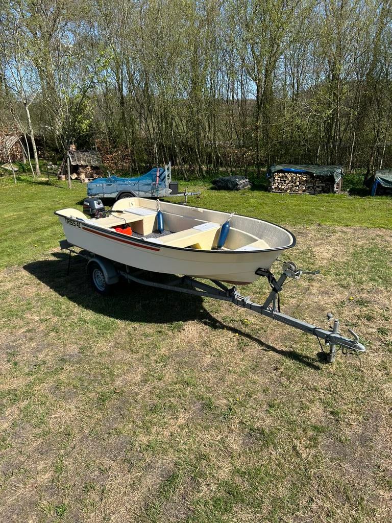 Bootje met kanteltrailer 8pk 2takt, P, P, P, Ophalen of Verzenden