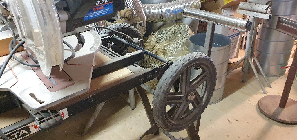 afkort zaagmachine op verrijdbaar onderstel, Gebruikt, Ophalen of Verzenden, Afkortzaag, 30 tot 70 mm