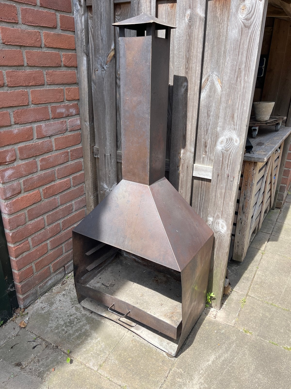 Robuuste metalen buitenhaard / tuinhaard, Ophalen, Gebruikt, Vuurkorf