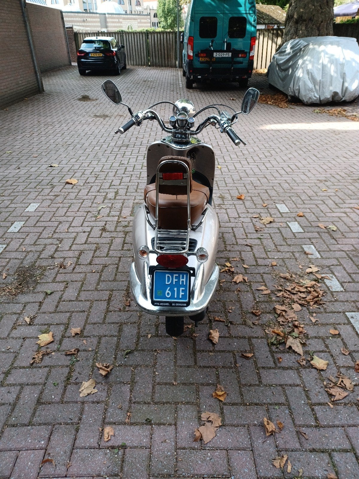 Iva Snorscooter - Champagnekleurig met bruin zadel, Gebruikt, Benzine, Ophalen, Overige merken