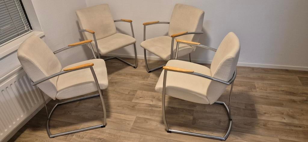 Set van 4 retro stoelen met armleuning, Ophalen, Retro, Comfortabel, Gebruikt, Overige kleuren