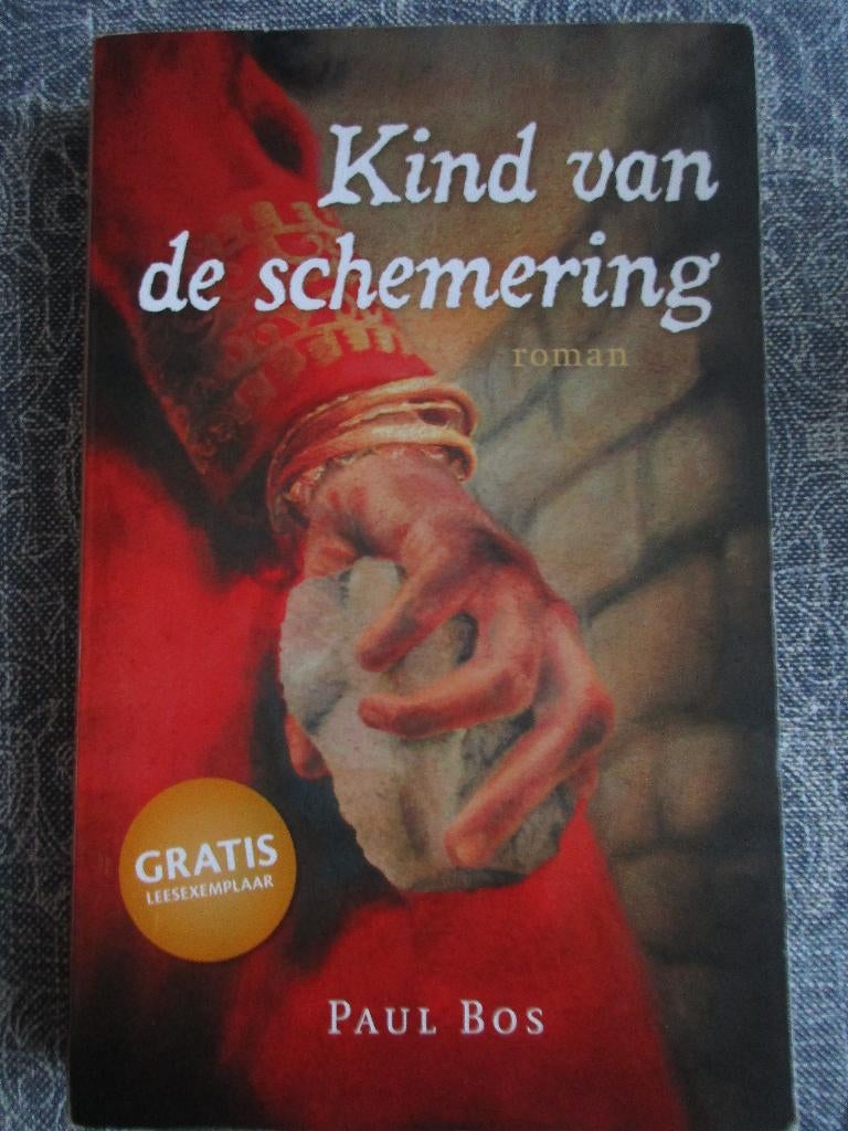 Kind van de schemering - Paul Bos - ( Bijbelse parallel), Ophalen of Verzenden, Zo goed als nieuw