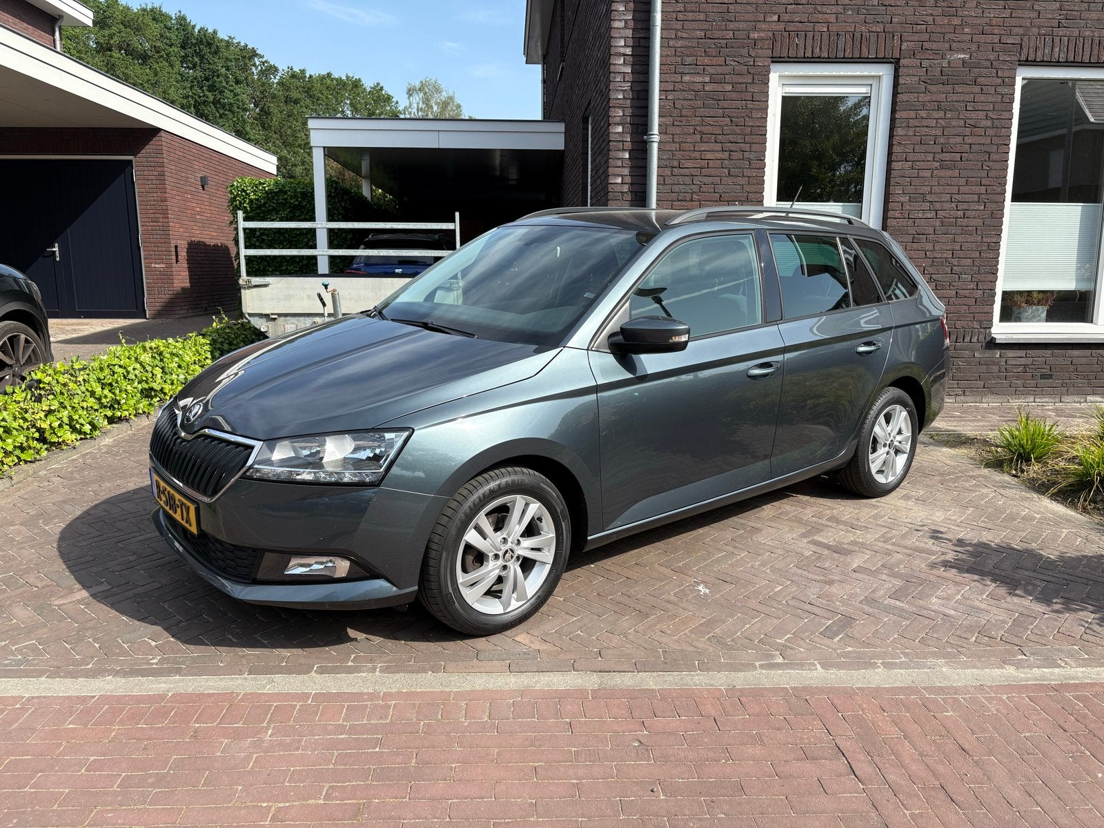 Skoda Fabia 1.0 TSI Combi 95pk 2020 Grijs, Voorwielaandrijving, Stof, Zwart, 95 pk