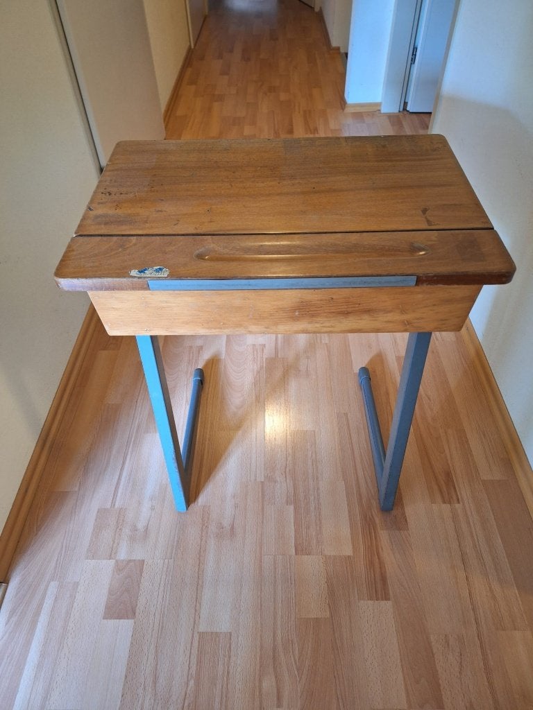 Schooltafeltje, Huis en Inrichting, Bureaus, Ophalen, Opbergruimte, Gebruikt, 60 cm