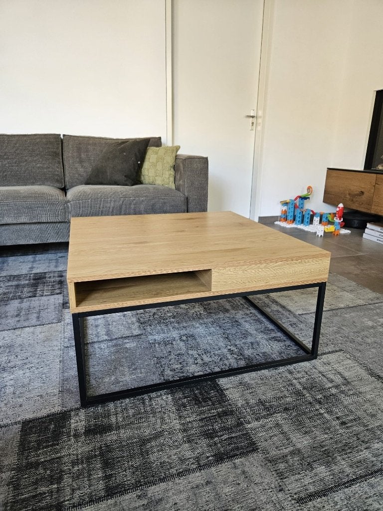 Salontafel met opbergvakken en metalen onderstel, Ophalen, Gebruikt, 50 tot 100 cm, Modern, Industrieel