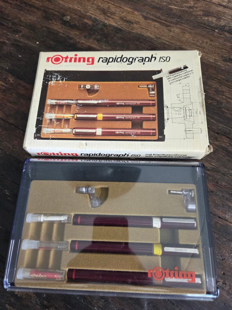 ROTRING pennen tekenmateriaal tekenset, Ophalen of Verzenden, Gebruikt, Overige typen