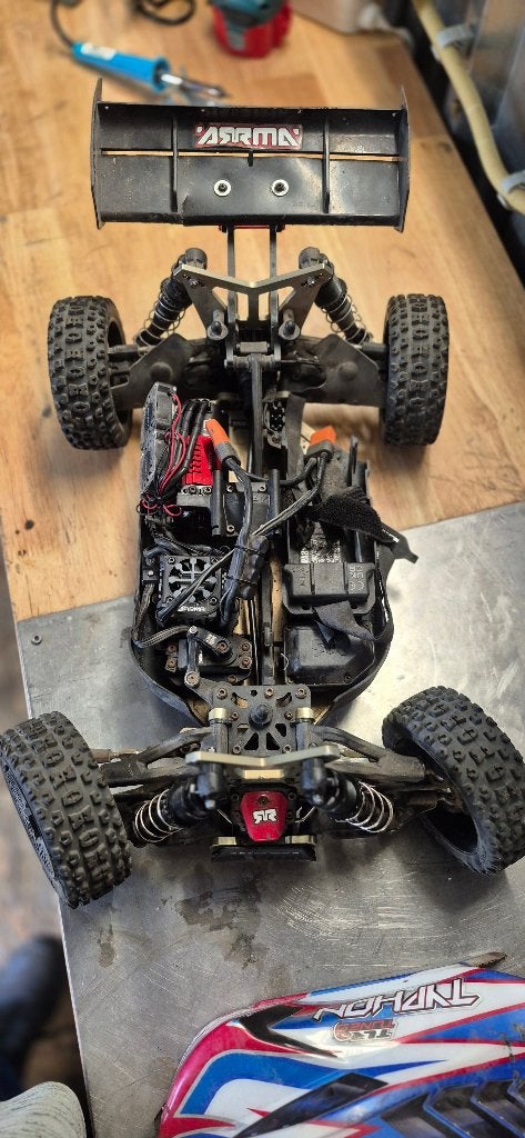 Arrma typhon 6s en arrma kraton 6 s te koop + onderdelen, Gebruikt, Auto, Groter dan 1:32, Ophalen