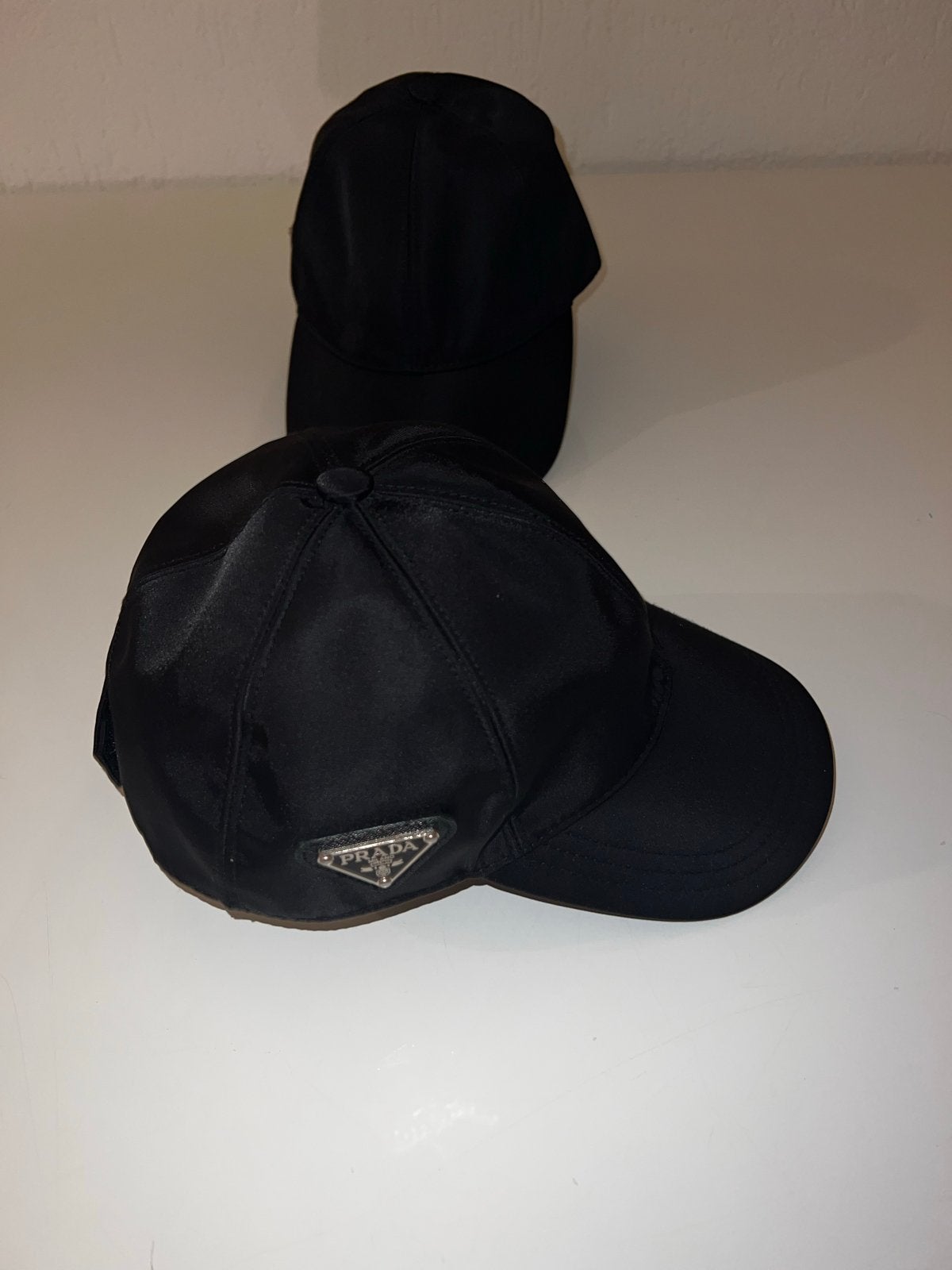 Prada pet, Kleding | Dames, Ophalen of Verzenden, Zo goed als nieuw, One size fits all, Pet