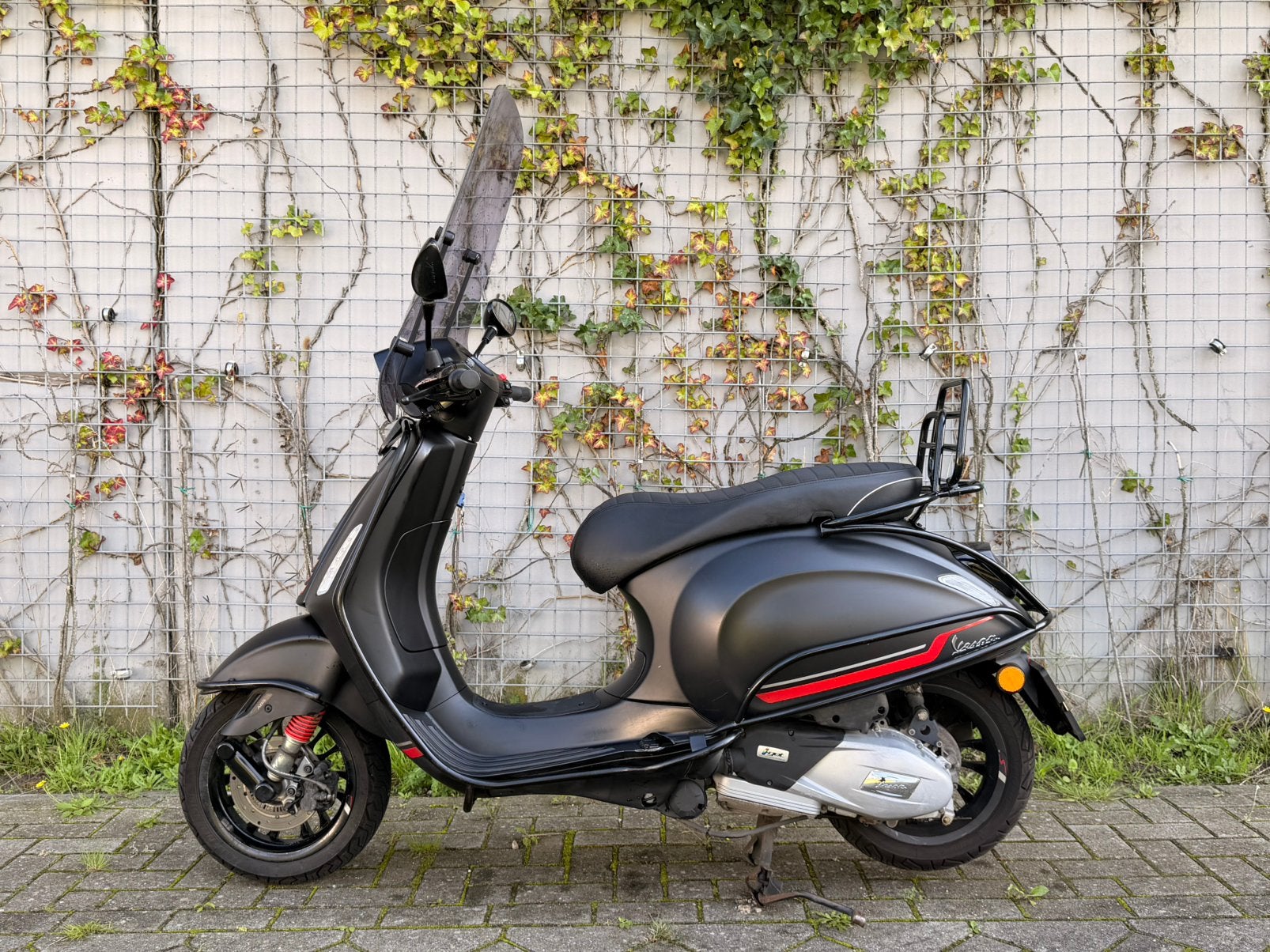 Vespa Sprint 125cc - bouwjaar 2022, Ophalen, 125 cc, Zo goed als nieuw, Benzine