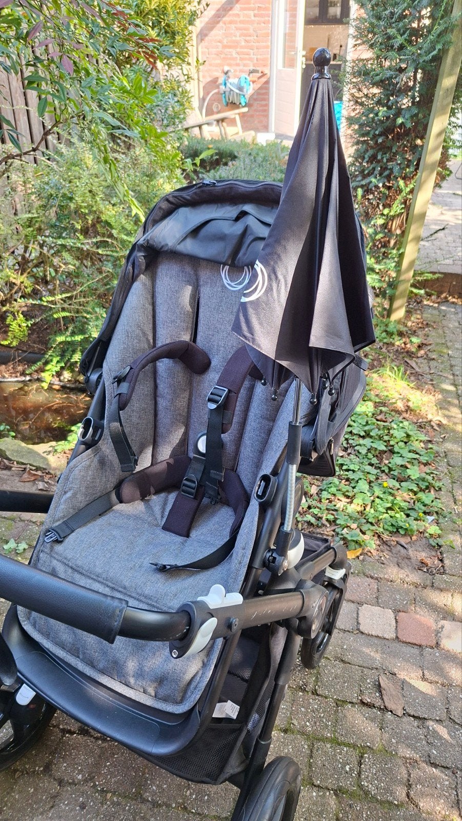 Foto 15 van Bugaboo Fox 3 en: Winterhoes, Zomerkap, Parasol, regenhoes