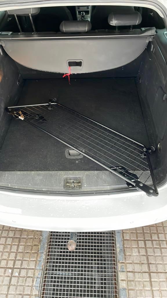 OPEL ASTRA HONDENREK, Ophalen, Zo goed als nieuw