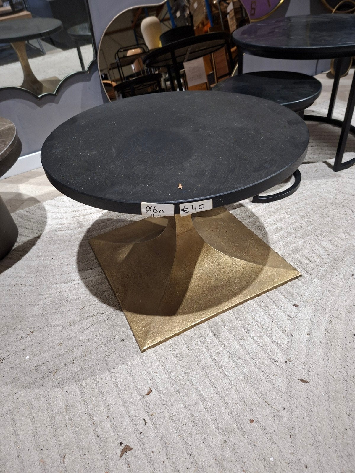 Richmond bijzet tafeltje 40 euro, Huis en Inrichting, Tafels | Bijzettafels, Ophalen, Minder dan 45 cm, Minder dan 55 cm, Metaal of Aluminium
