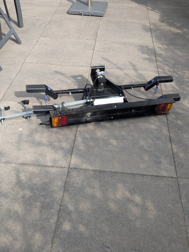Fietsendrager, Ophalen, 2 fietsen, Gebruikt, Trekhaakdrager