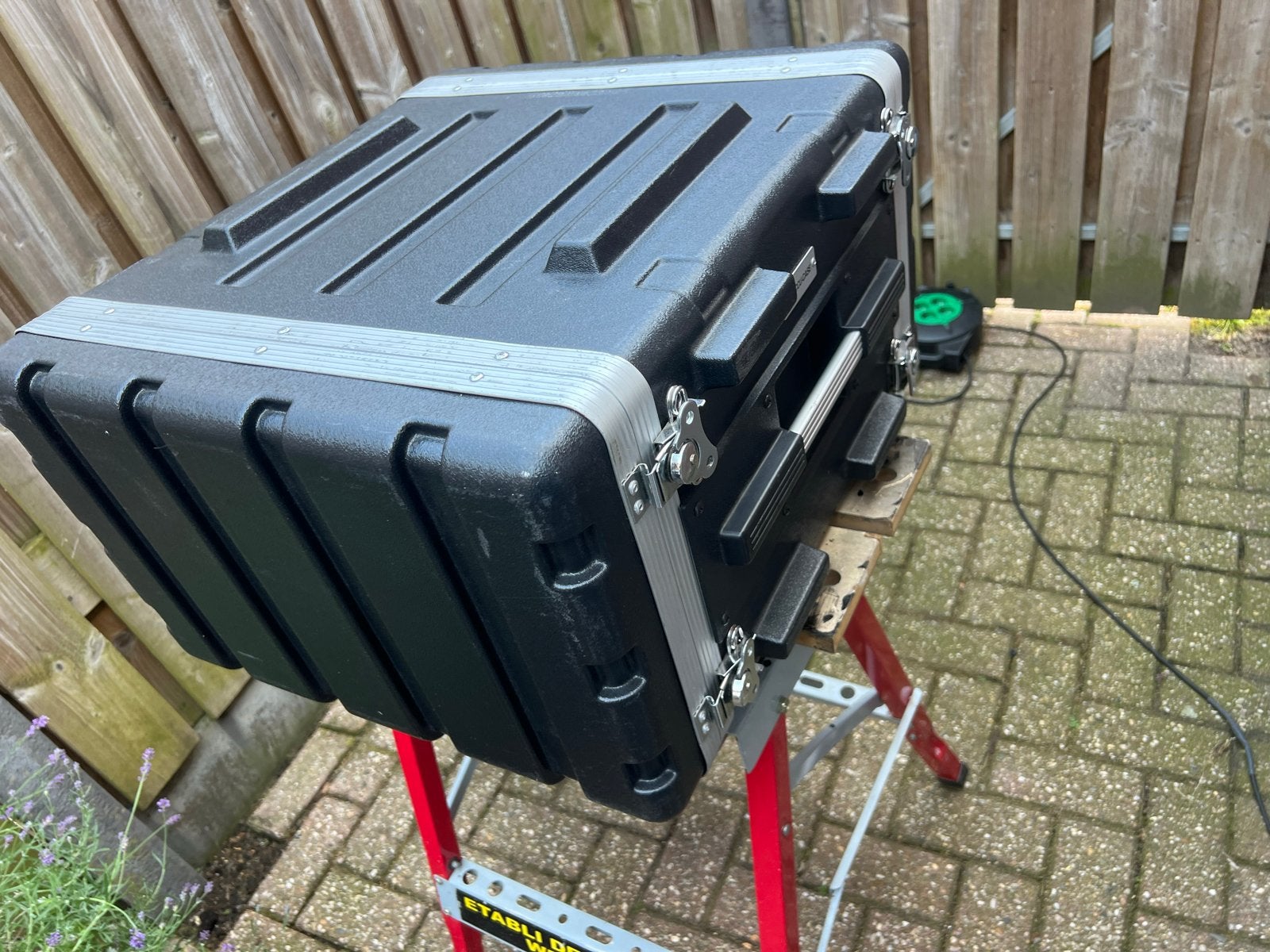 SKB 19" Rack 6U Flightcase - Robuuste Bescherming, Ophalen of Verzenden, Gebruikt, Overige instrumenten, Flightcase