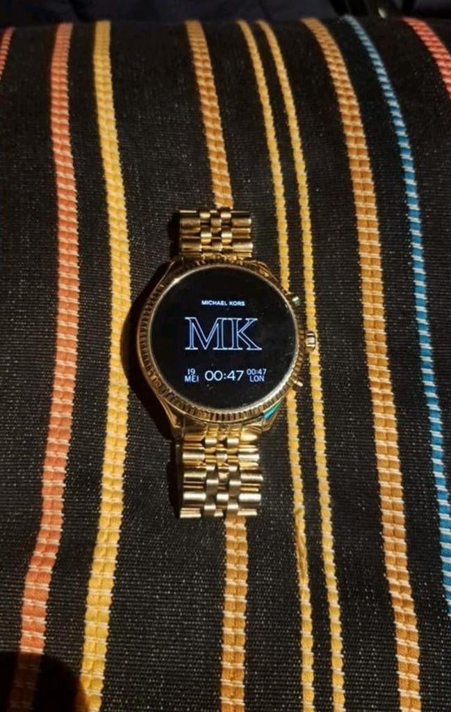 Micheal kors smartwatch., Ophalen, Zo goed als nieuw, Staal, Overige merken