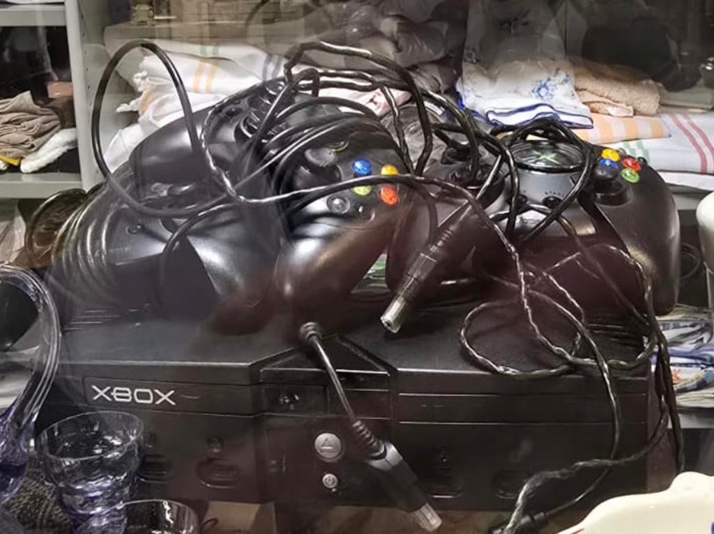 Xbox (Classic) met 3 controllers, Spelcomputers en Games, Ophalen of Verzenden, Zo goed als nieuw, Met 3 controllers of meer