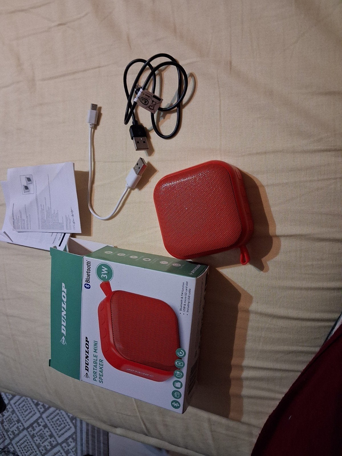 Dunlop Draagbare Mini Bluetooth Speaker - Rood, Overige merken, Ophalen of Verzenden, Zo goed als nieuw, Draagbare speaker