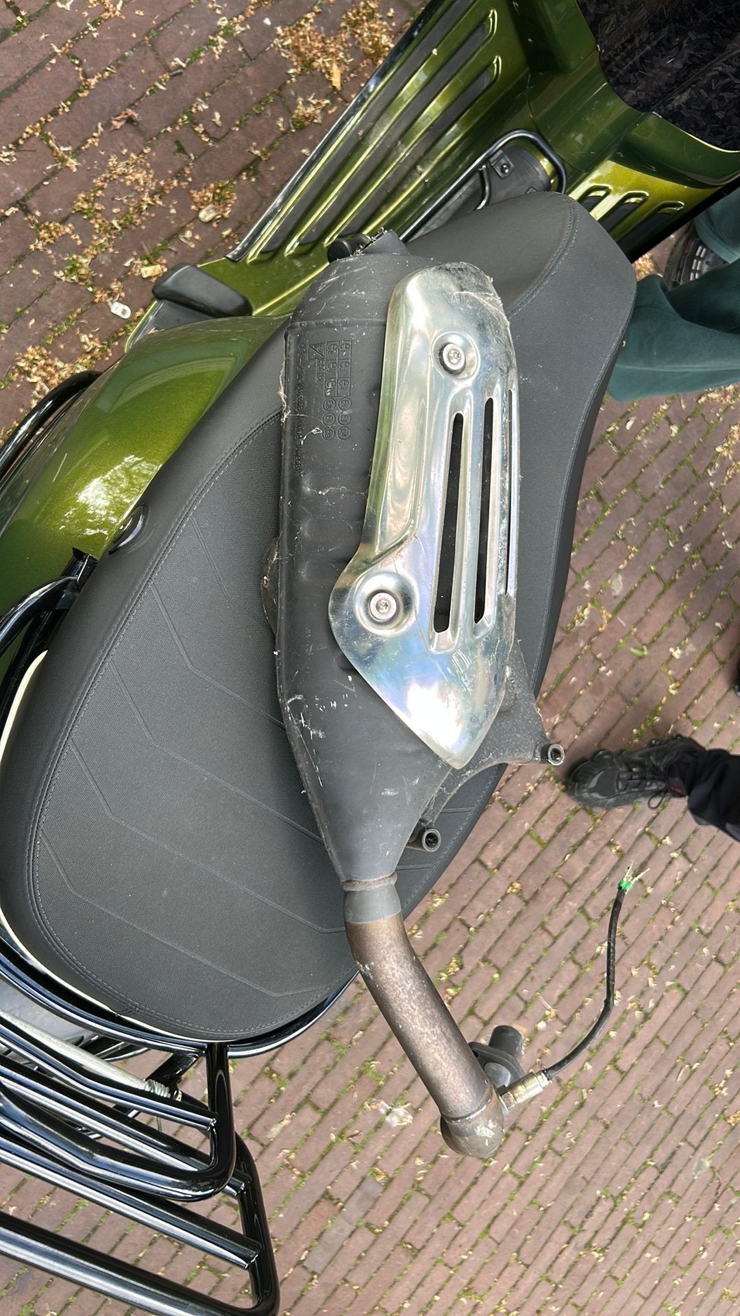 Vespa sprint E5 uitlaat, Fietsen en Brommers, Ophalen of Verzenden, Zo goed als nieuw, Uitlaat, Vespa