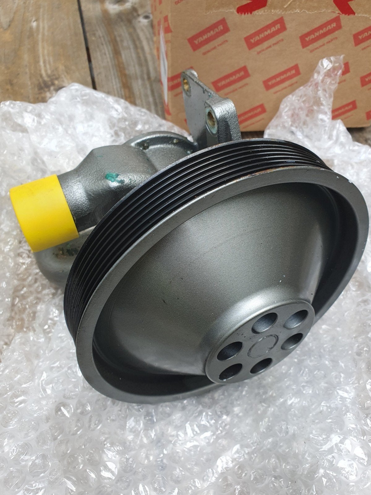 Yanmar Waterpomp 120672-42200 - zo goed als nieuw in doos, Ophalen of Verzenden, Nieuw, Overige automerken