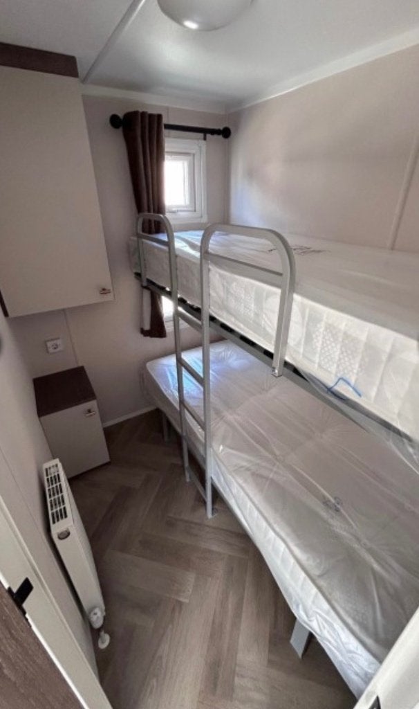Foto 9 van Chalet te koop : Globus XL MODERN 1130x400 (4 tot 6 pers.)