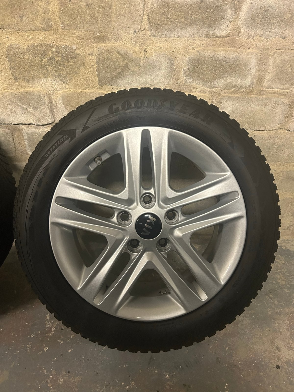 Winterbanden set goodyear steekmaat 5x114.3 incl tpms, Ophalen, Gebruikt, 16 inch, Banden en Velgen