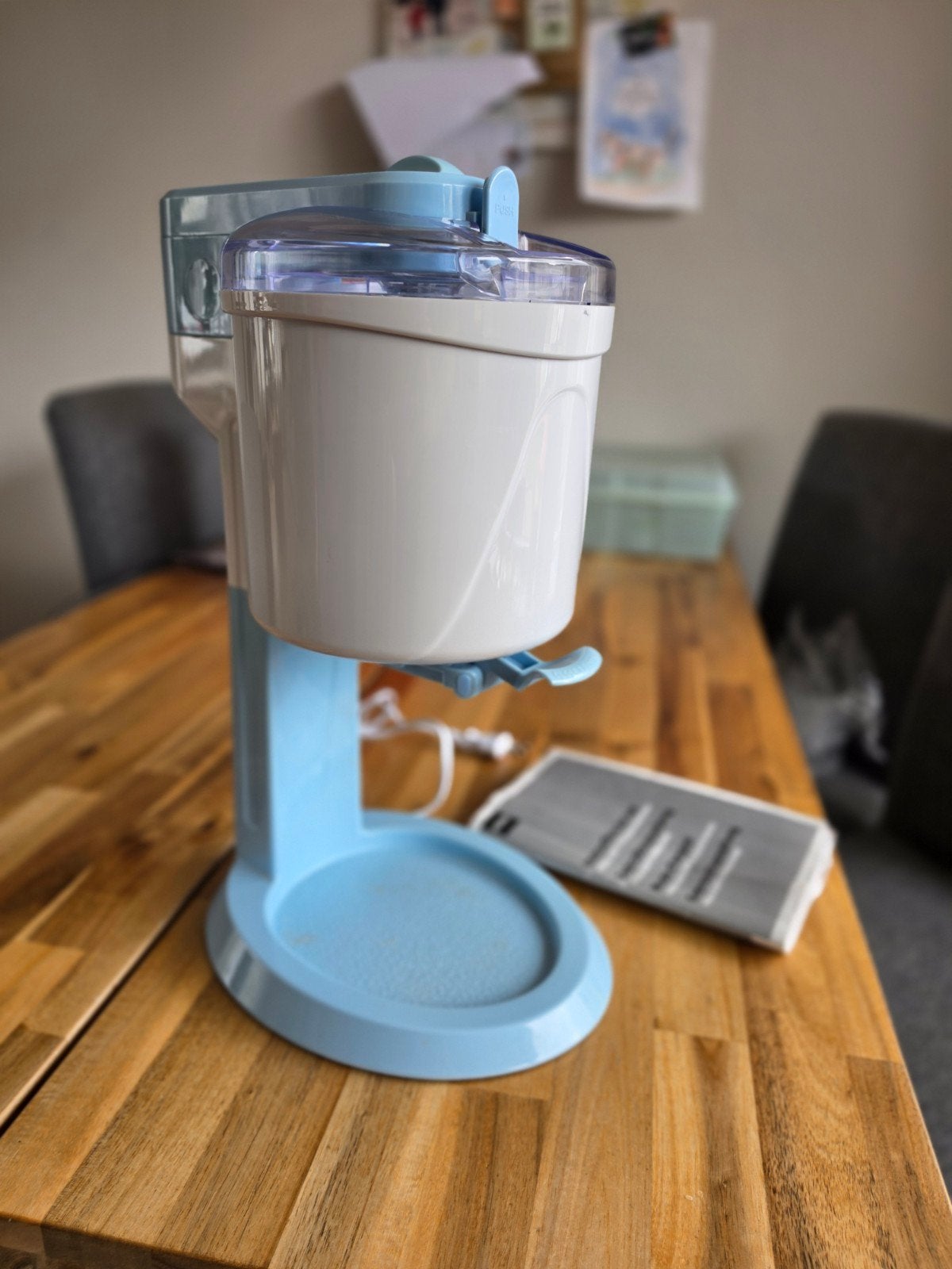 Hema Softijsmachine 15W - Maak zelf heerlijk softijs!, Witgoed en Apparatuur, Ophalen of Verzenden