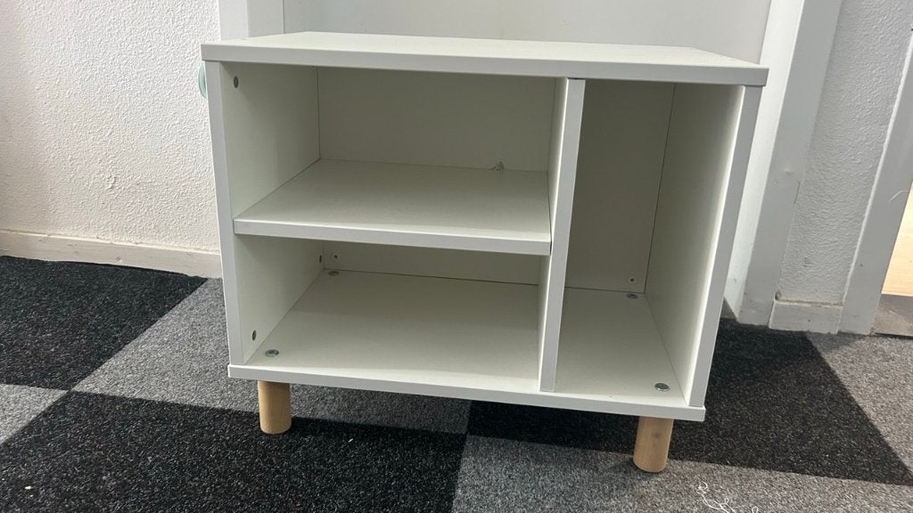 Smussla Nachtkastje Bijzettafeltje, Ophalen, Gebruikt, 45 tot 65 cm, Minder dan 55 cm