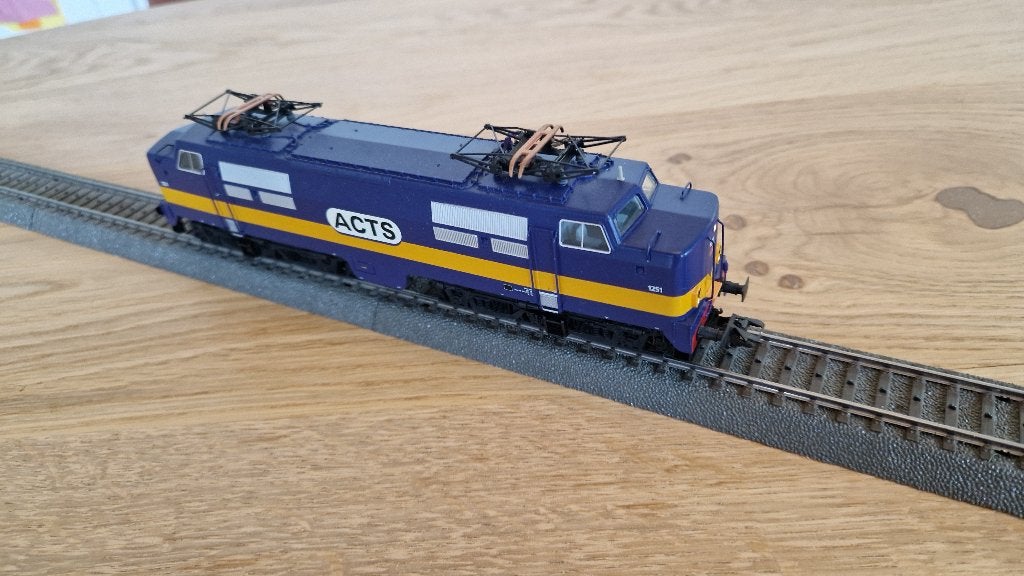 Märklin 37122 loc 1200 ACTS (1251) | MFX Sound | In OVP, Wisselstroom, Locomotief, Ophalen of Verzenden, Märklin