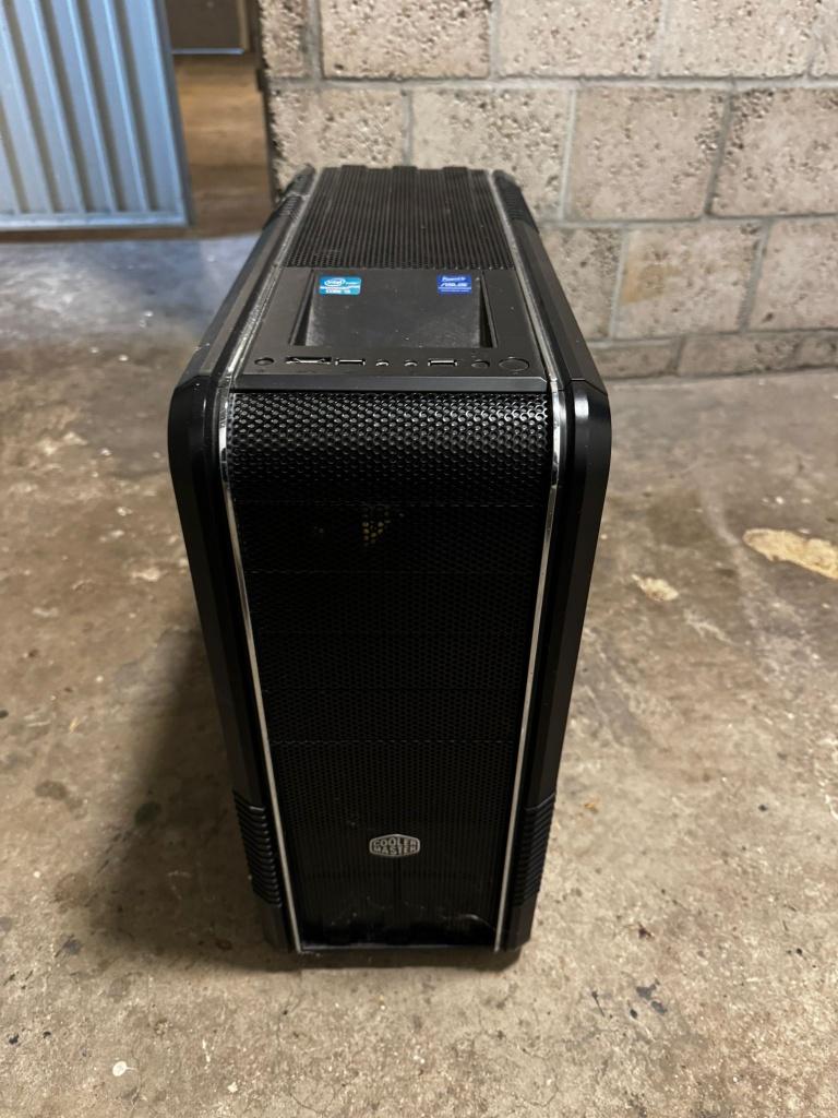Desktop PC met Coolermaster 550W, N460GTX, zonder HDD, Computers en Software, Desktop Pc's, Gebruikt, Onbekend, HDD, Met videokaart