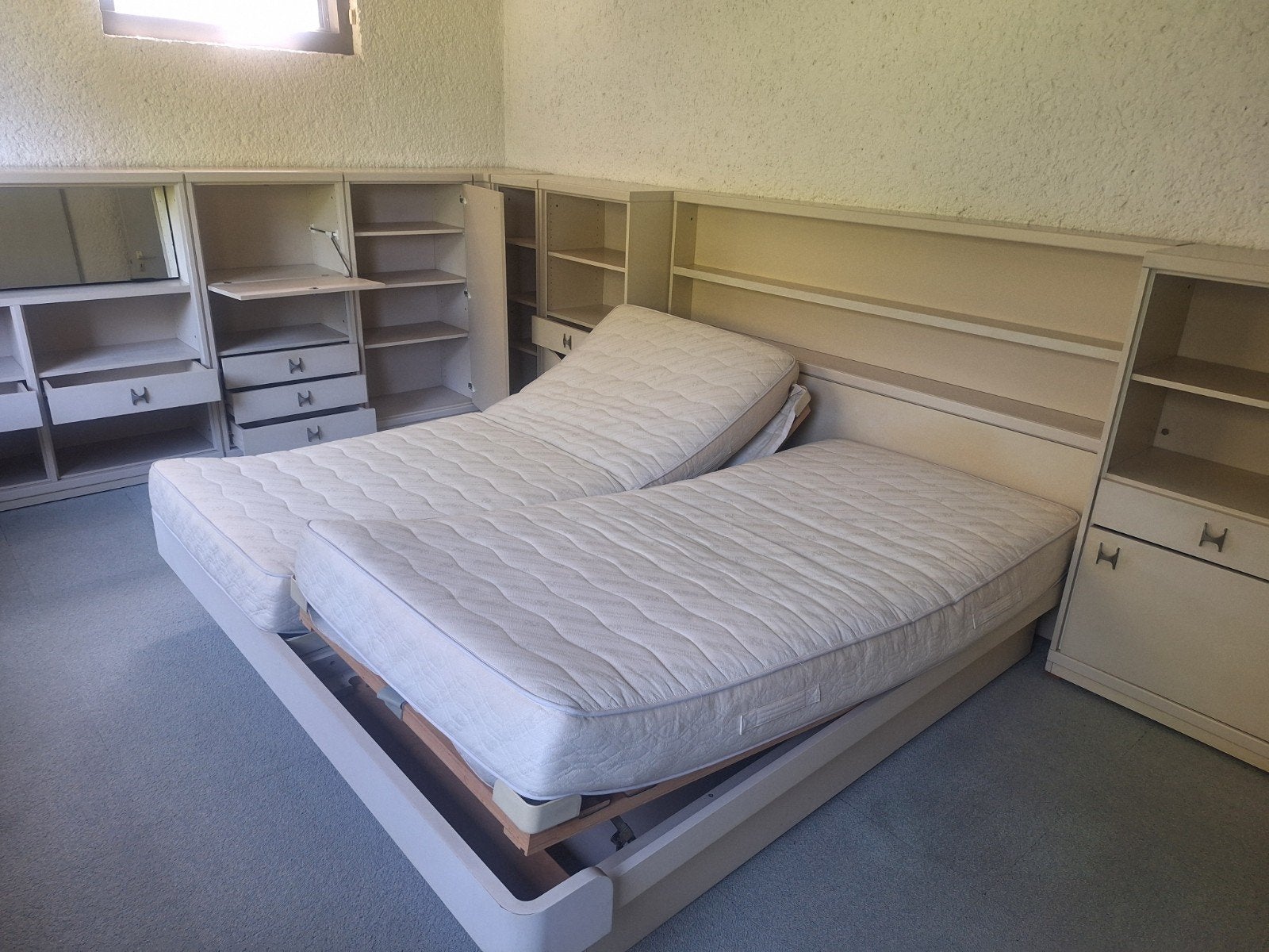 Bed + complete ombouw, Huis en Inrichting, Slaapkamer | Bedden, Ophalen, Tweepersoons, 180 cm, Hout