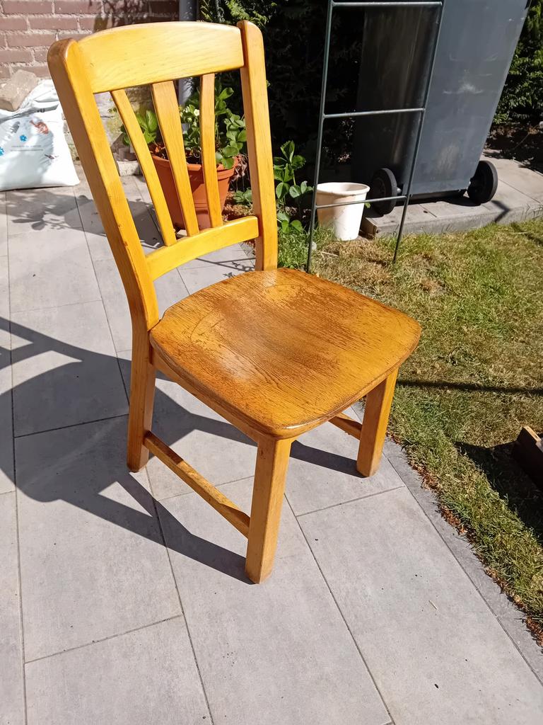 6 eiken stoelen - gratis op te halen in Budel, Ophalen, Gebruikt, Bruin, Vijf, Zes of meer stoelen