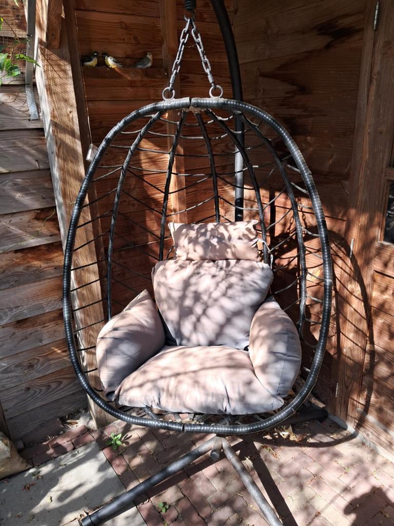 Comfortabele hangstoel met kussen voor buiten, Tuin en Terras, Tuinstoelen, Ophalen