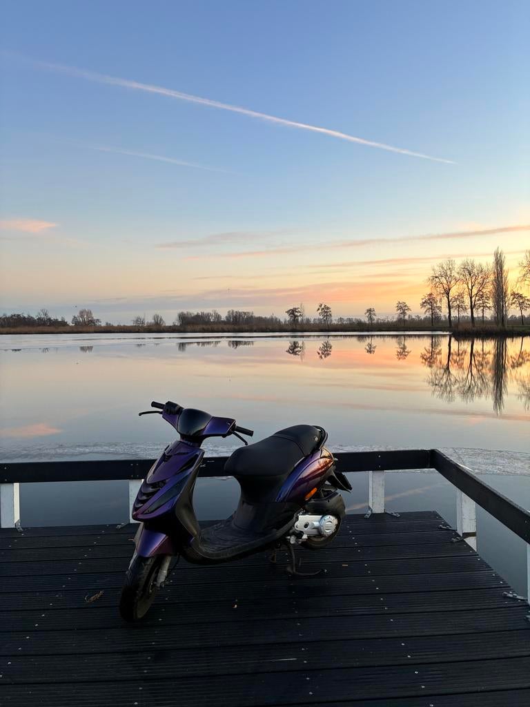 Piaggio Zip 4takt Injectie 2024, Fietsen en Brommers, Scooters | Piaggio, Ophalen, Gebruikt, Maximaal 45 km/u, Zip