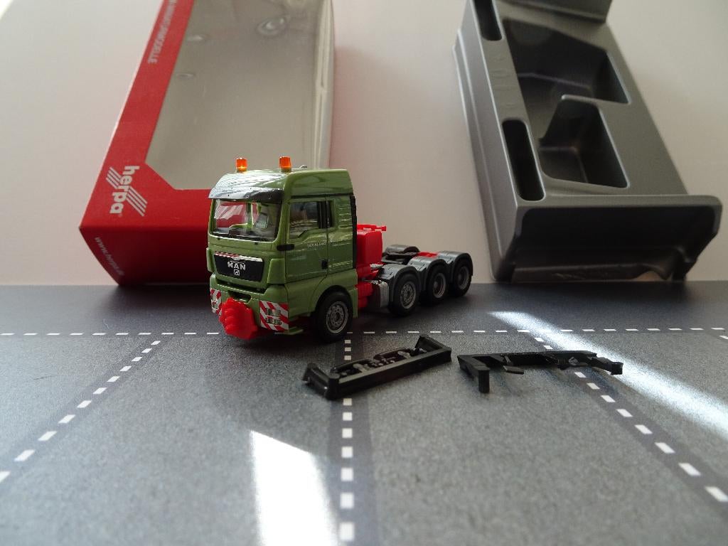 704 herpa 155397-003 man tgx xlx 4-as trekker groen 1:87, Ophalen of Verzenden, Nieuw, Bus of Vrachtwagen, Herpa