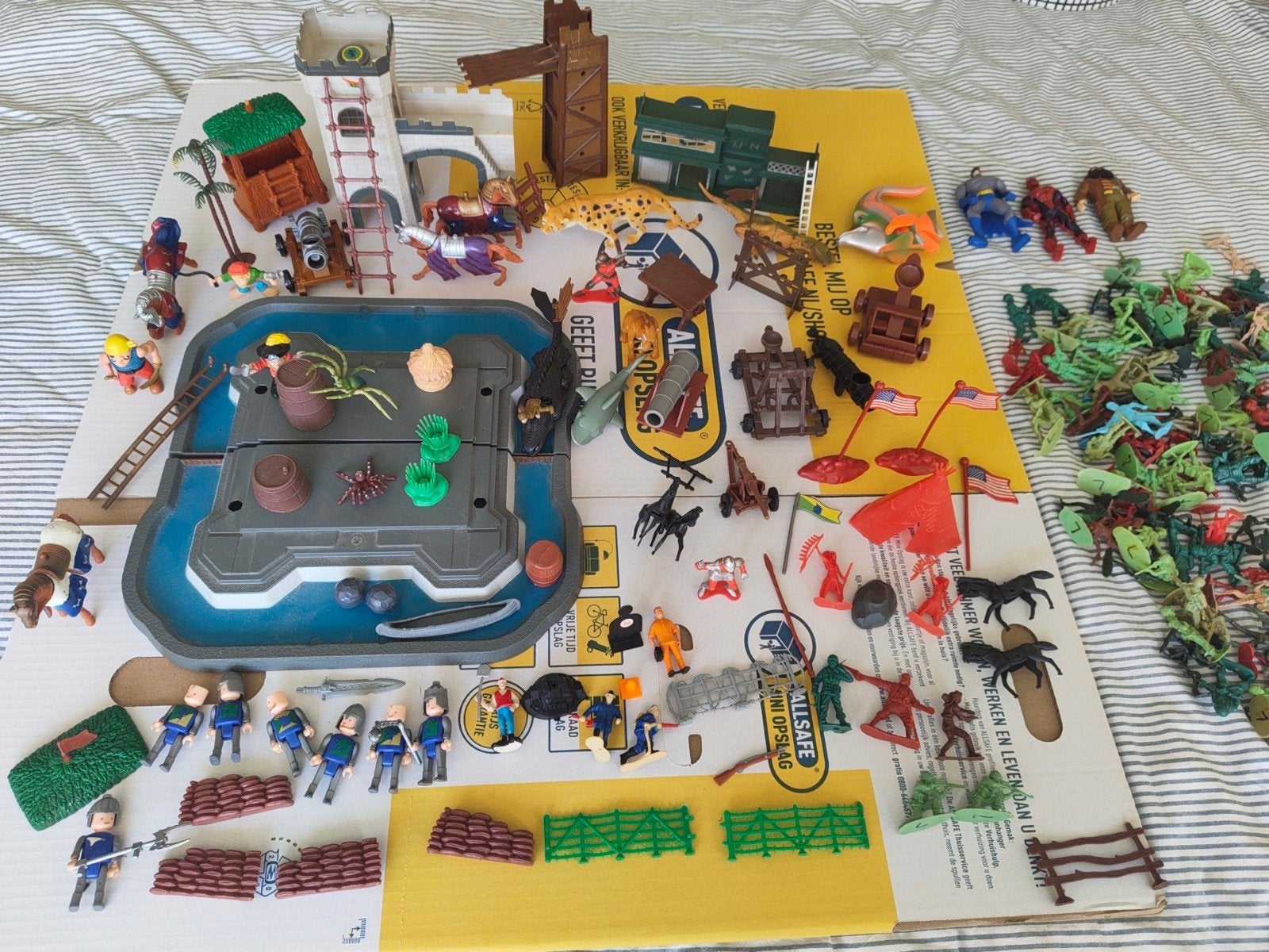 speelgoedfiguren en accessoires, Ophalen of Verzenden, Gebruikt