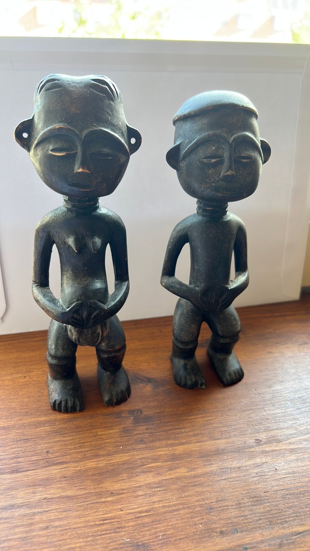 Afrikaanse houtgesneden beeldjes Ashant/Akan, Ophalen of Verzenden, Handgemaakt, 20 - 50 cm, Beeld