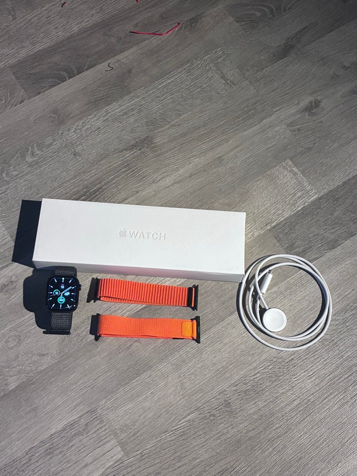 Apple Watch Series 10 42mm met 3 bandjes en accessoires, Ophalen of Verzenden, Gebruikt, IOS