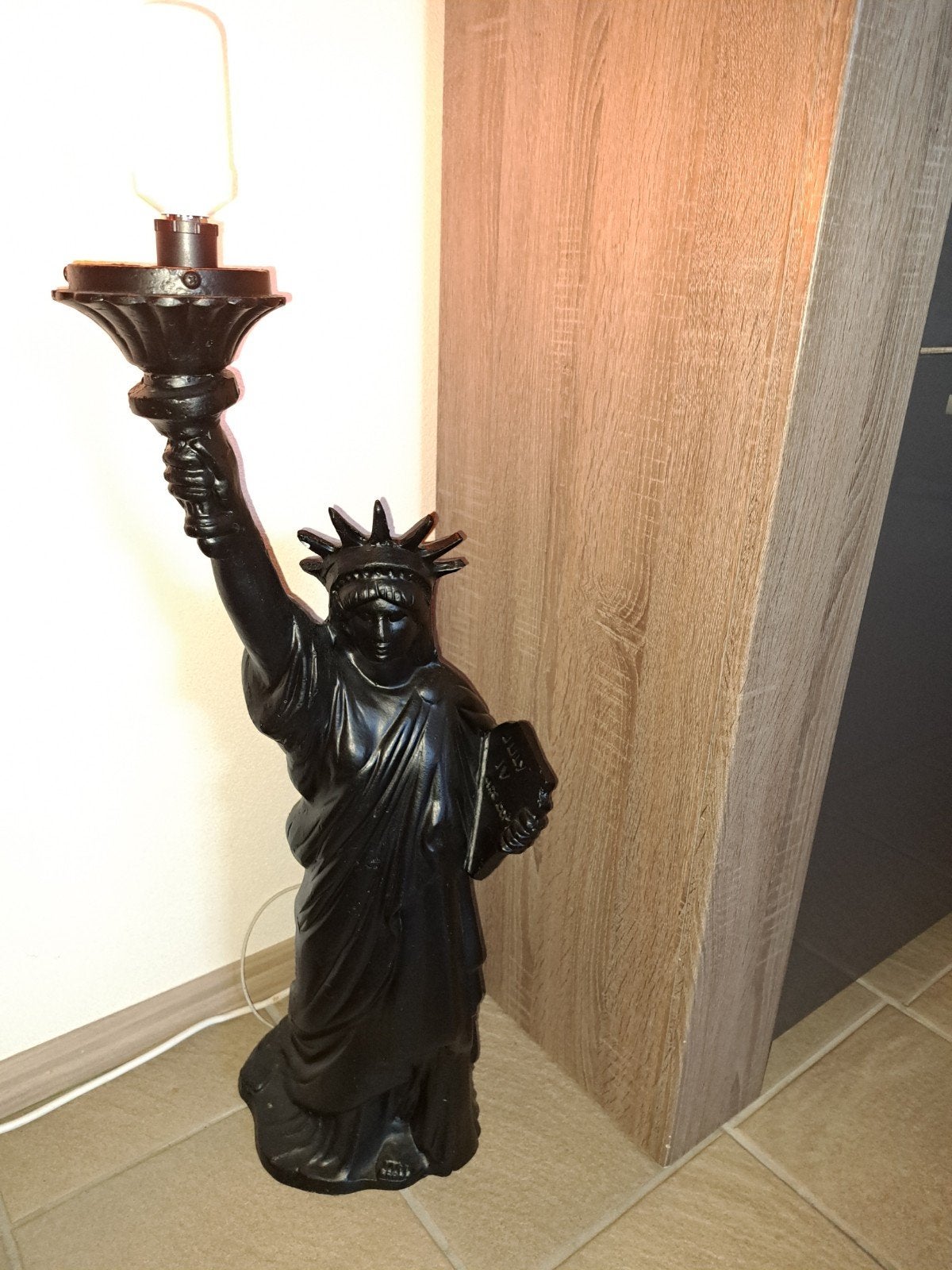 Vrijheidsbeeld lamp, Verzamelen, Beelden en Beeldjes, Ophalen, Zo goed als nieuw