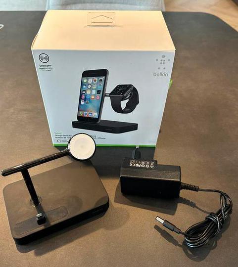 Belkin Charge Dock, Ophalen of Verzenden, Zo goed als nieuw, Docking station, Telefoon