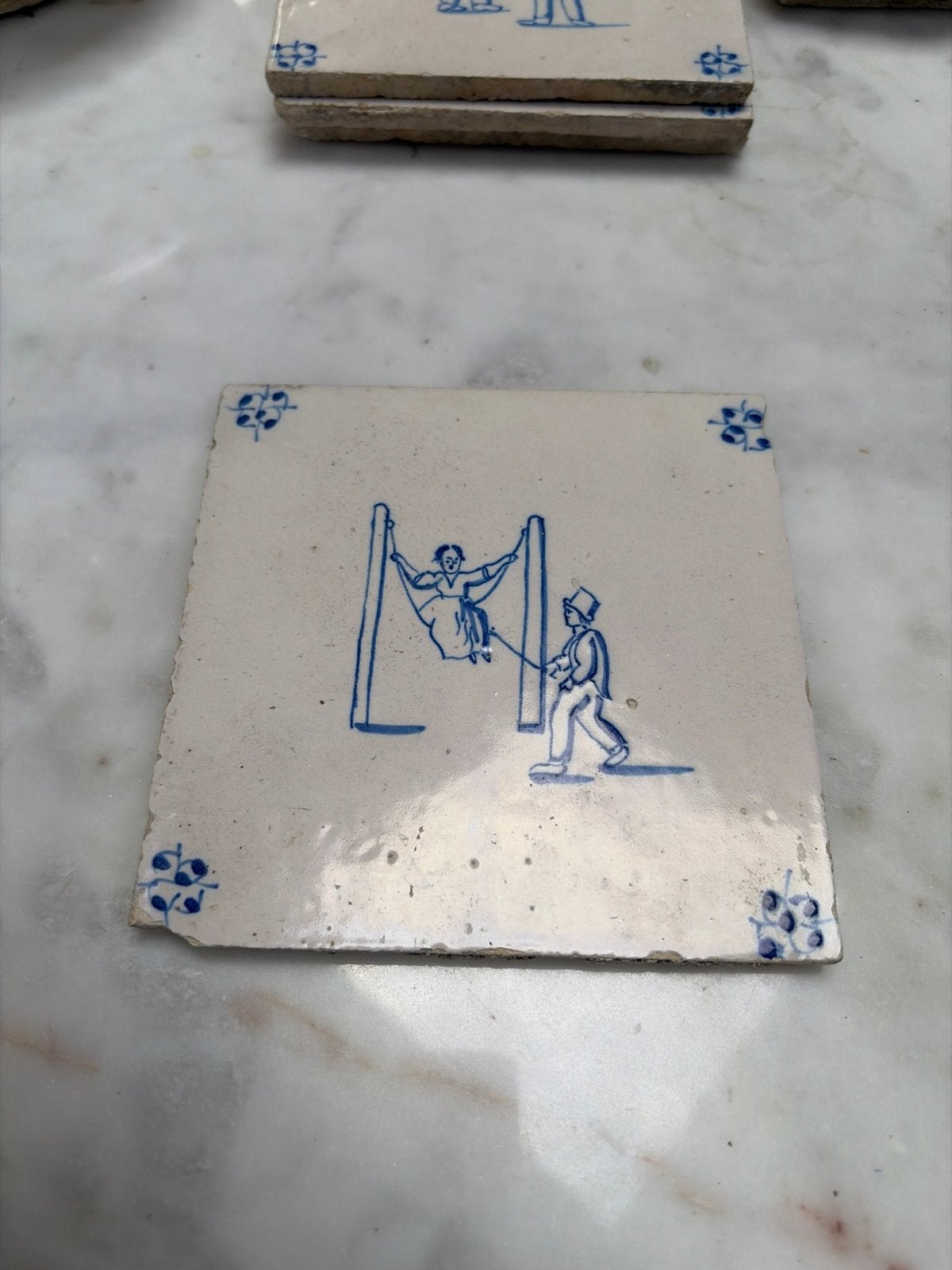 Antieke Delfts Blauwe Tegel - Schommelspeelplaats, Ophalen of Verzenden