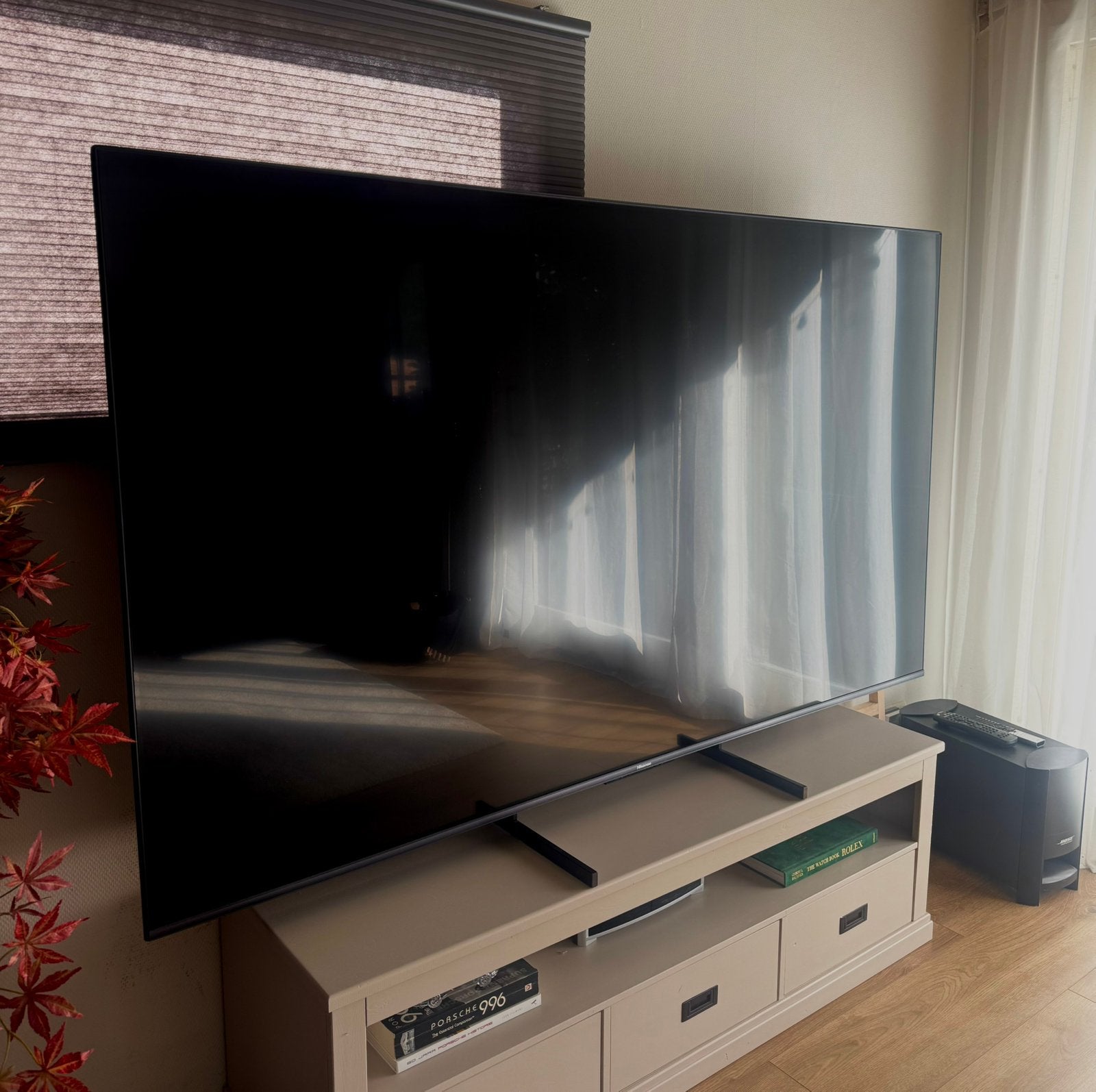 Hisense 85U72KQ 85 inch 4K ULED TV – Zo goed als nieuw, Audio, Tv en Foto, QLED, 120 Hz, Zo goed als nieuw, 100 cm of meer
