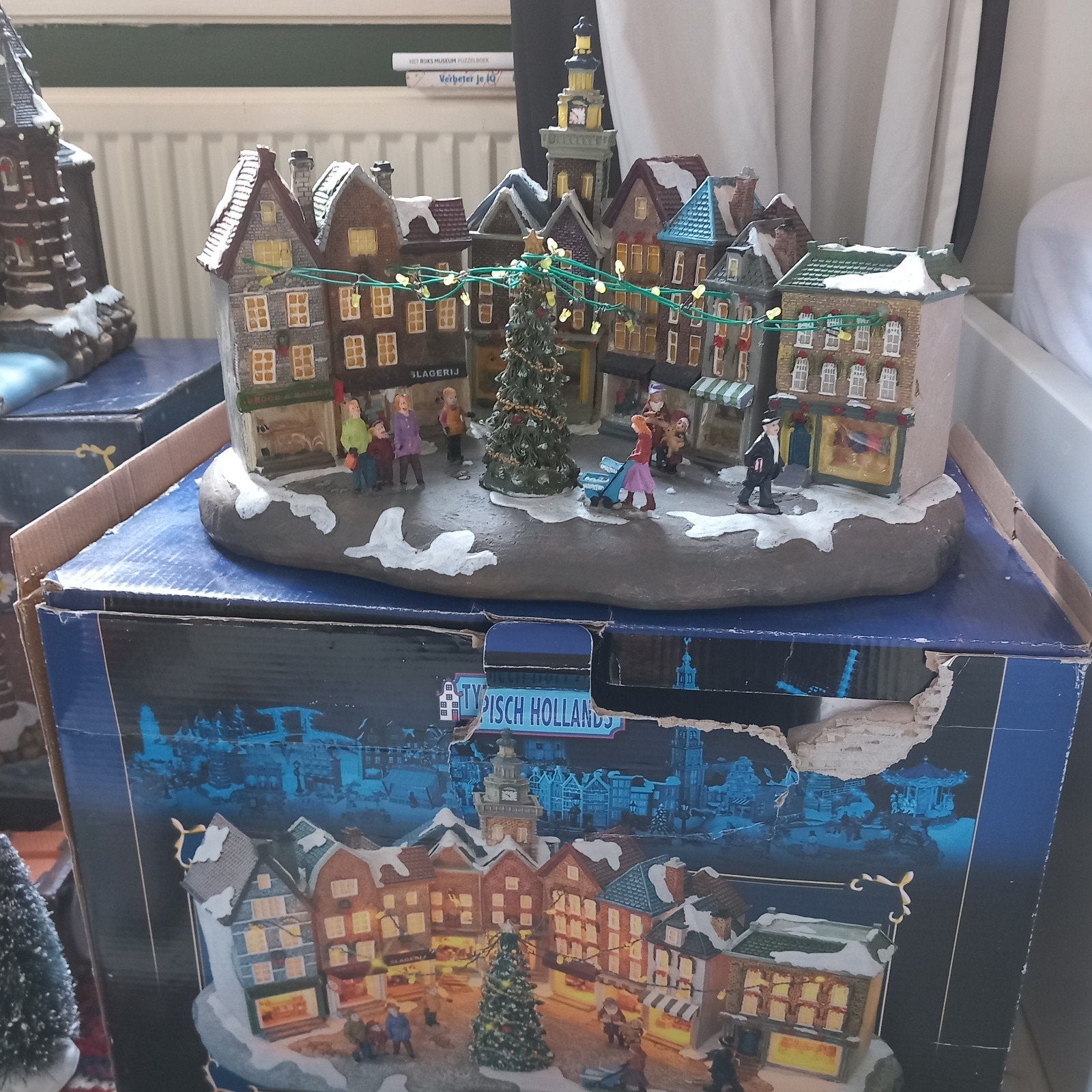 Typisch Hollands Marktplein, Ophalen, Zo goed als nieuw