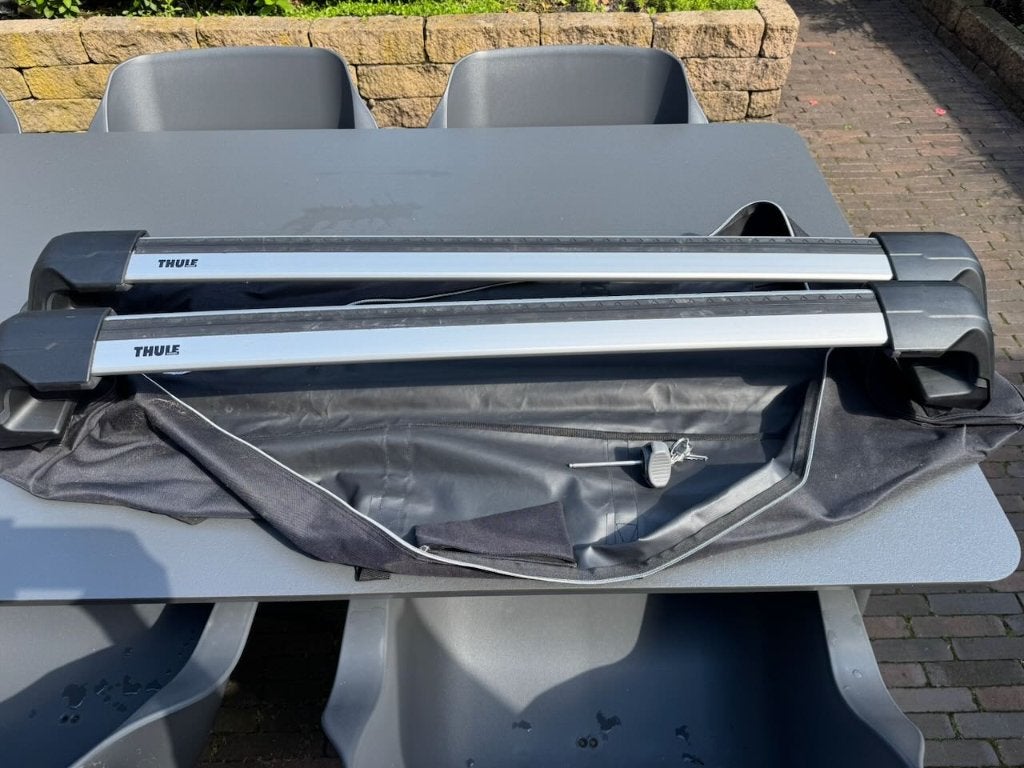 Thule Edge Wingbar Aluminium - Volvo v60 (2017), Ophalen, Zo goed als nieuw