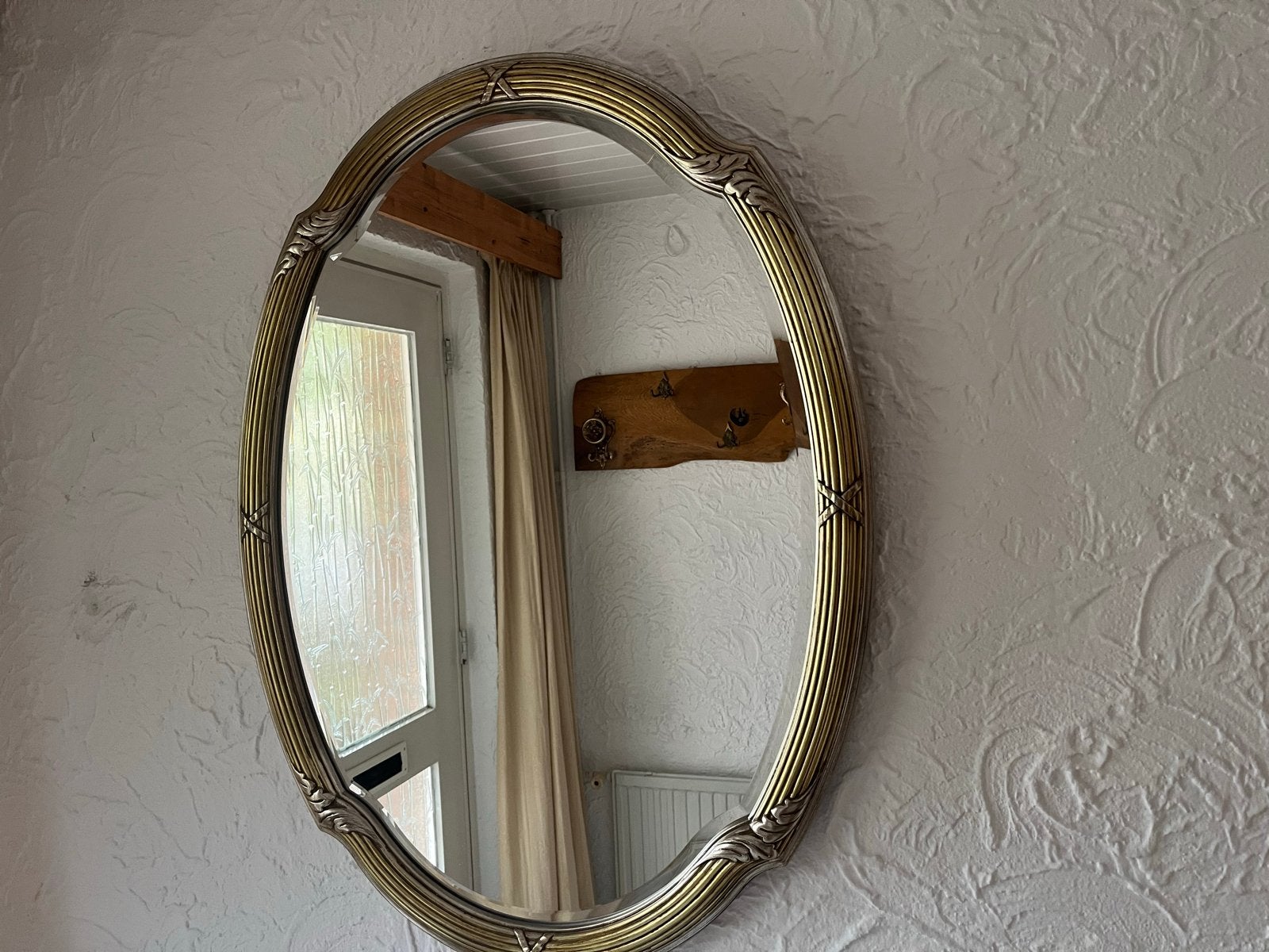 Vintage ovale spiegel met gouden lijst, Ophalen, Ovaal, 50 tot 100 cm, Minder dan 100 cm