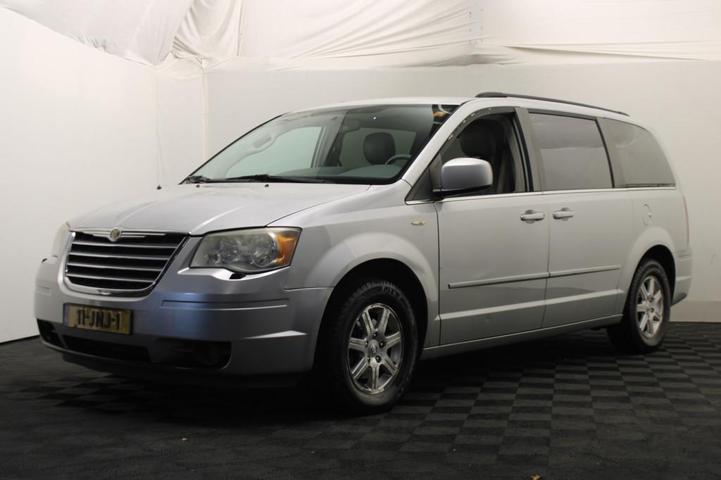 Chrysler Town & Country 3.8 V6 (bj 2007, automaat), Auto's, Chrysler, 450 kg, Gebruikt, 138 €/maand, 7 stoelen
