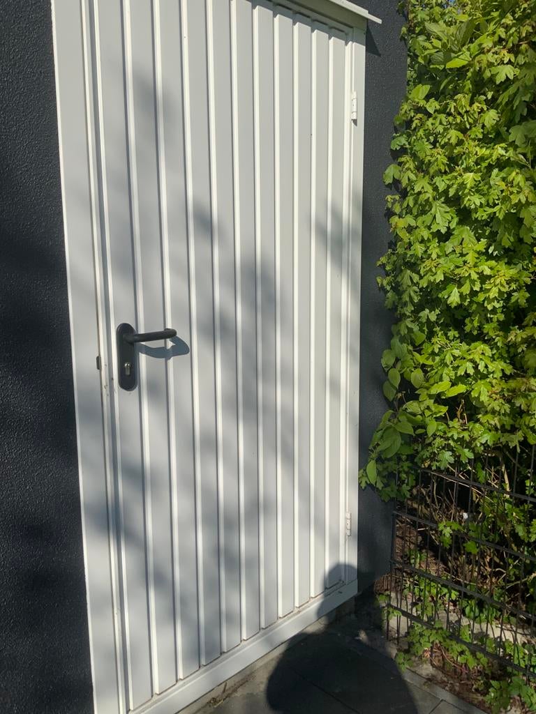 loopdeur garage verzinkt staal merk Hormann met slot, Ophalen, 80 tot 100 cm, Minder dan 200 cm, Garagedeur