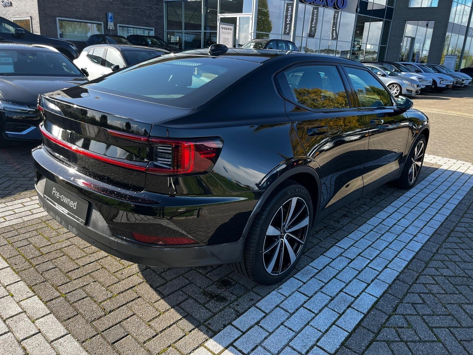 Polestar 2 Standard Range Single Motor 63kWh Stoelverwarming, Auto's, Polestar 2, Gebruikt, 420 min, 90 €/maand