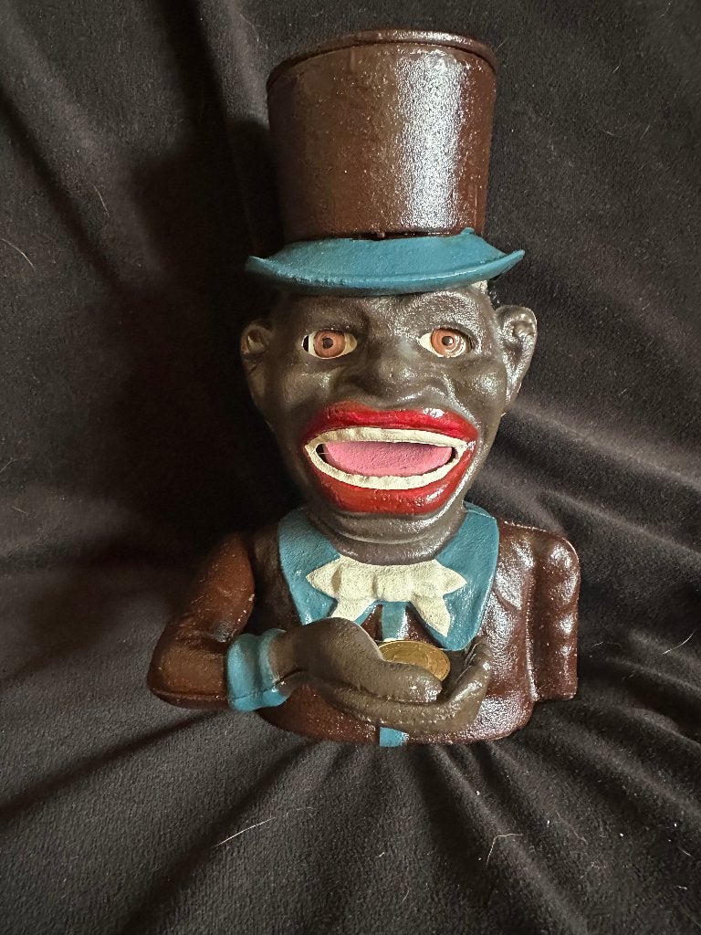 Gietijzeren mechanische spaarpot Jolly Boy met hoed., Verzamelen, Spaarpotten, Ophalen of Verzenden, Zo goed als nieuw, Metaal of Blik